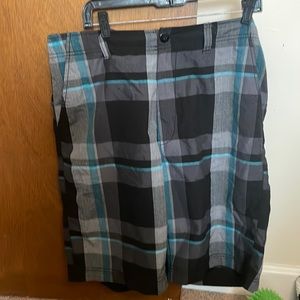 Men’s plaid shorts